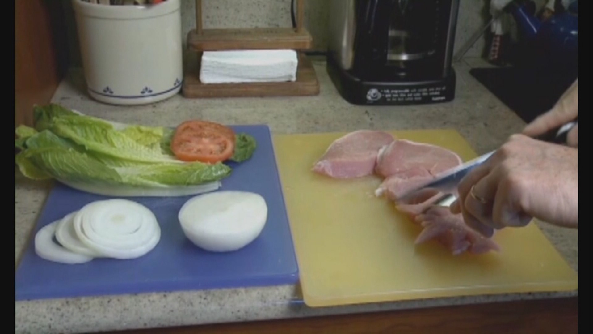 VERIFY Should you rinse chicken before cooking it?